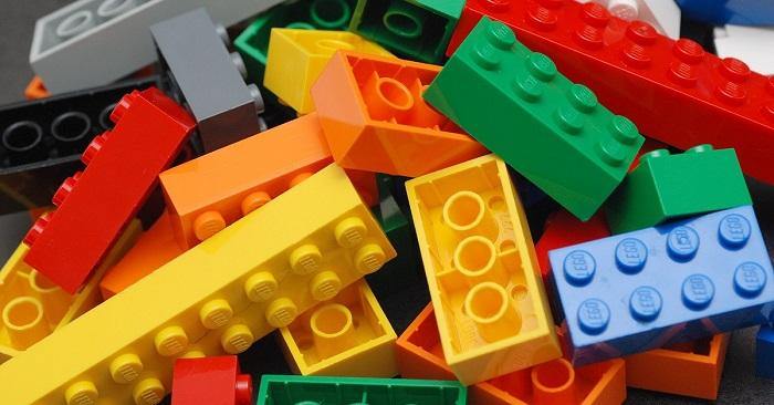 15 Easy and Creative Lego Building Ideas anyone can make - LAminifigs