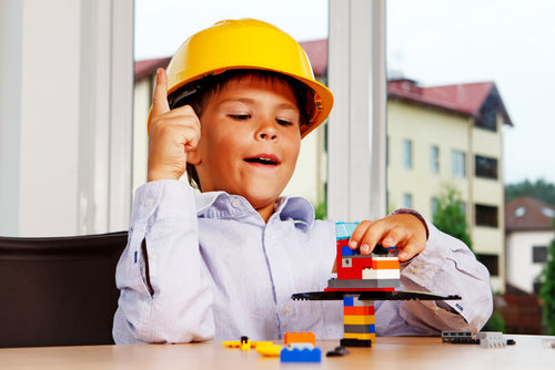 5 INTERESTING FACTS ABOUT LEGO®