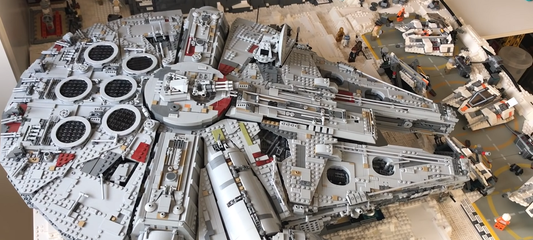 A year of work, 16 thousand Lego parts and a ready-made Star Wars Echo base - LAminifigs